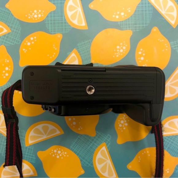 Canon EOS 650 - Picture 6 of 9